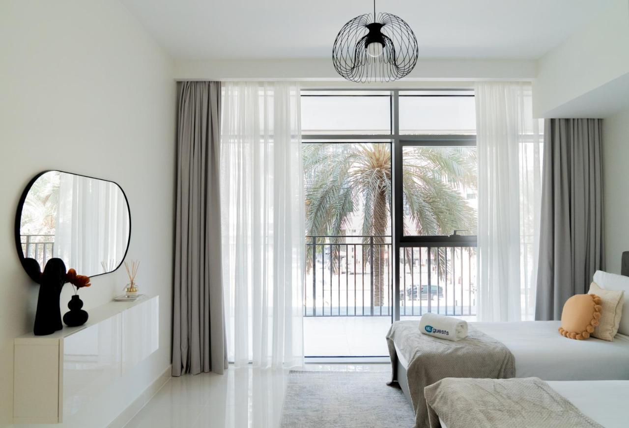 Higuests - Elegant Apt With Terrace Minutes From Burj Khalifa Дубай Экстерьер фото